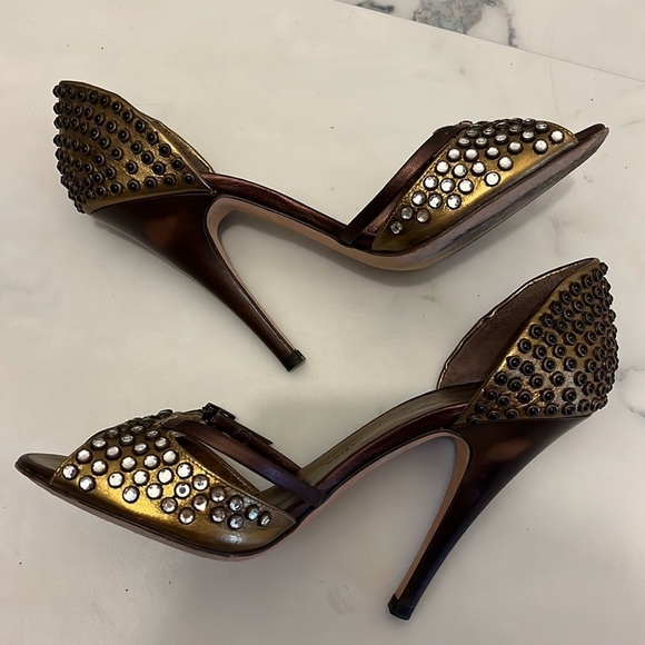Giuseppe Zanotti Copper Gold Heels with Crystals and Black Bead Embellishments - Picture 8 of 12